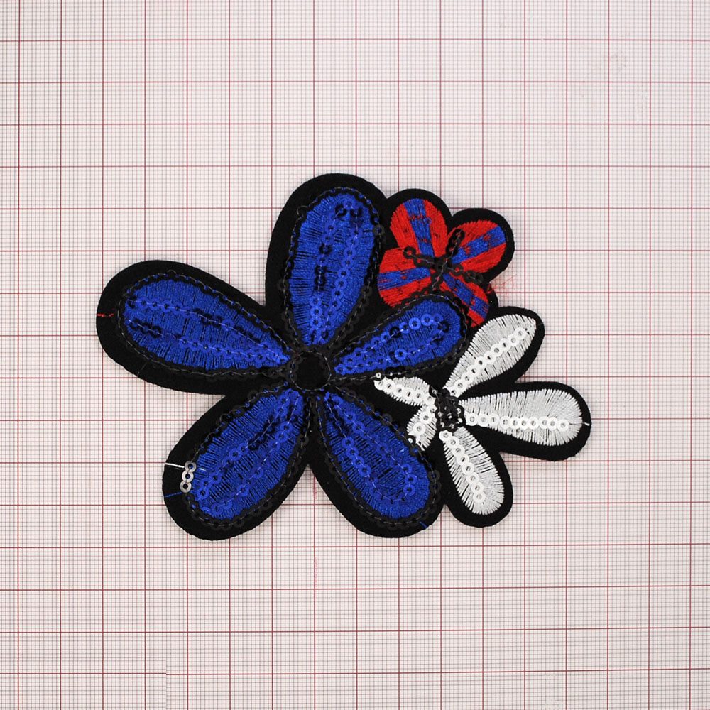 Аппликация клеевая пайетки 3 цветка 12*9см синий, серебро. Аппликации клеевые Пайетки