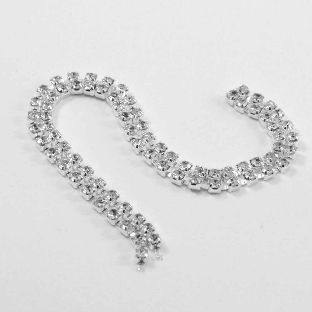 Тесьма металл со стразами, SS8, ширина 5,5мм, белые стразы, металл Nickel, ярд. Тесьма из страз