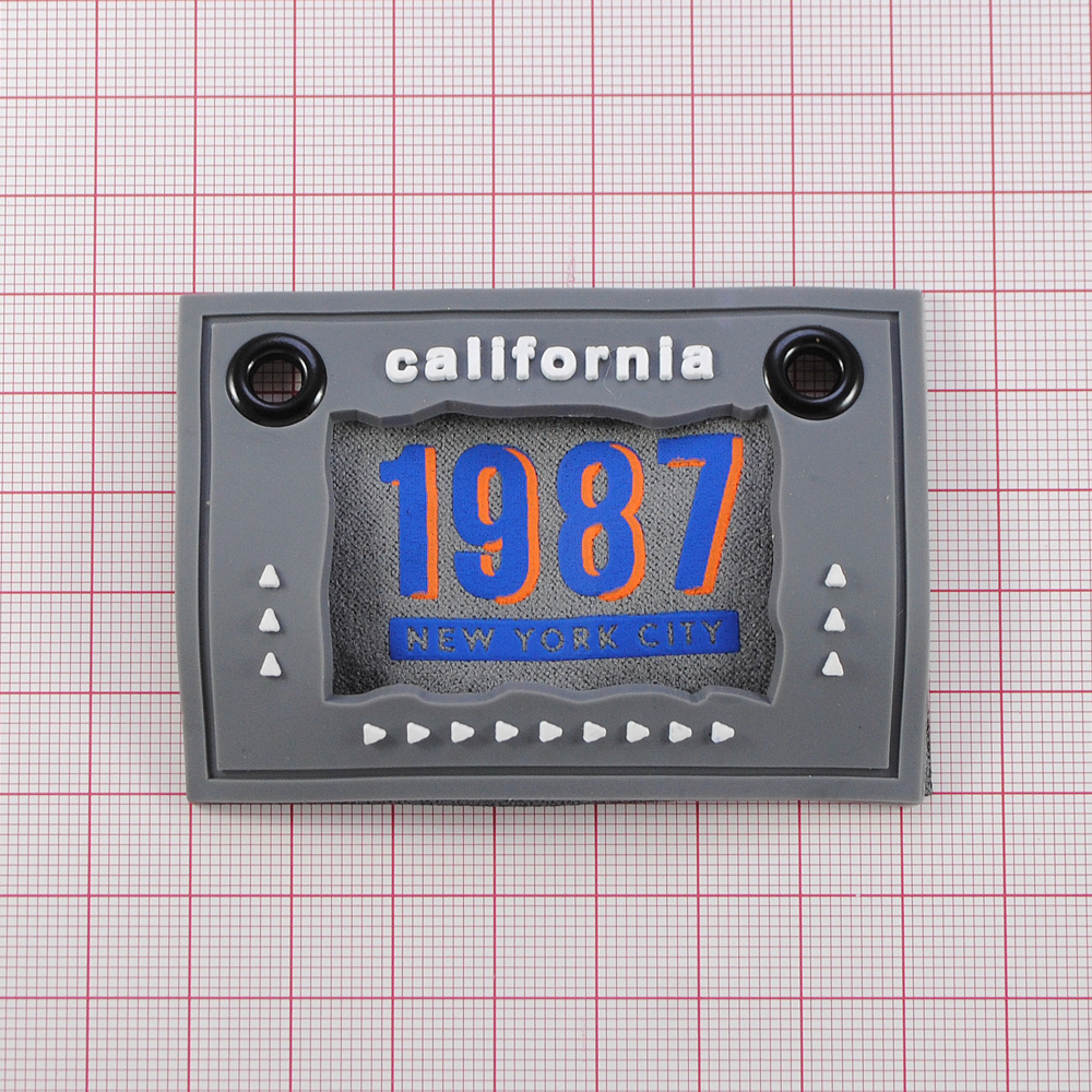 Лейба рез. California 1987, 7,5*5,2см, бел.,  сер., чёрн. люверсы, вставка ткань, шт. Лейба Резина
