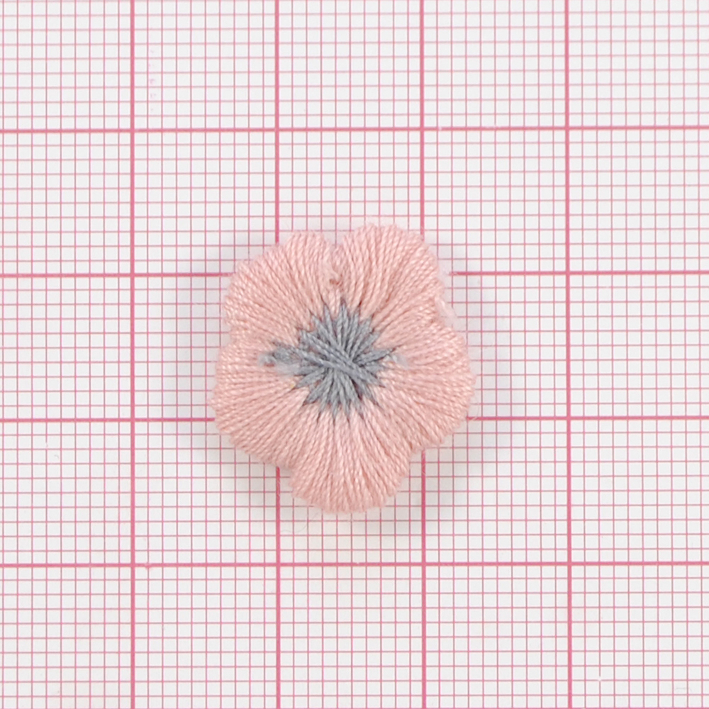 Аппликация тк. приш. дет. цветочек 1,8*1,8см, роз., сер., шт. Аппликации Пришивные Кружевные Вязаные