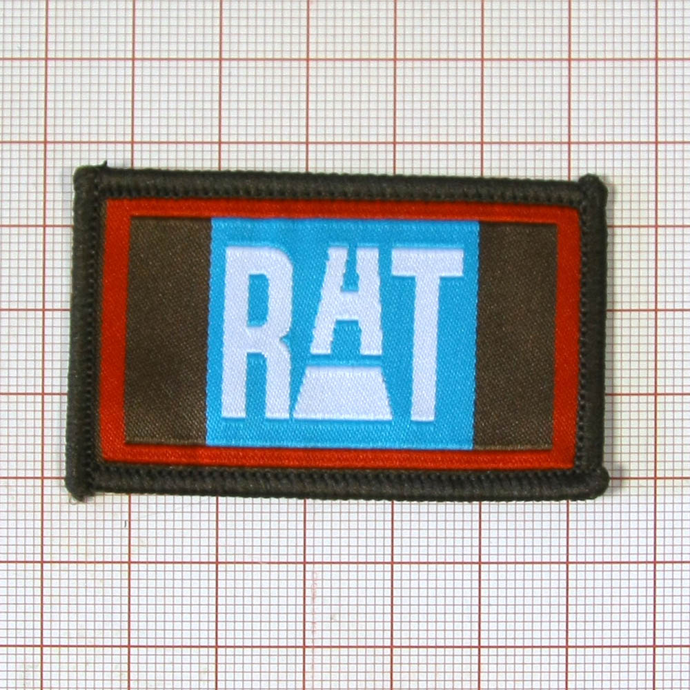 Нашивка тканевая рамка RAT 4*6см коричневая, голубой фон, белый текст, шт. Нашивка Вышивка