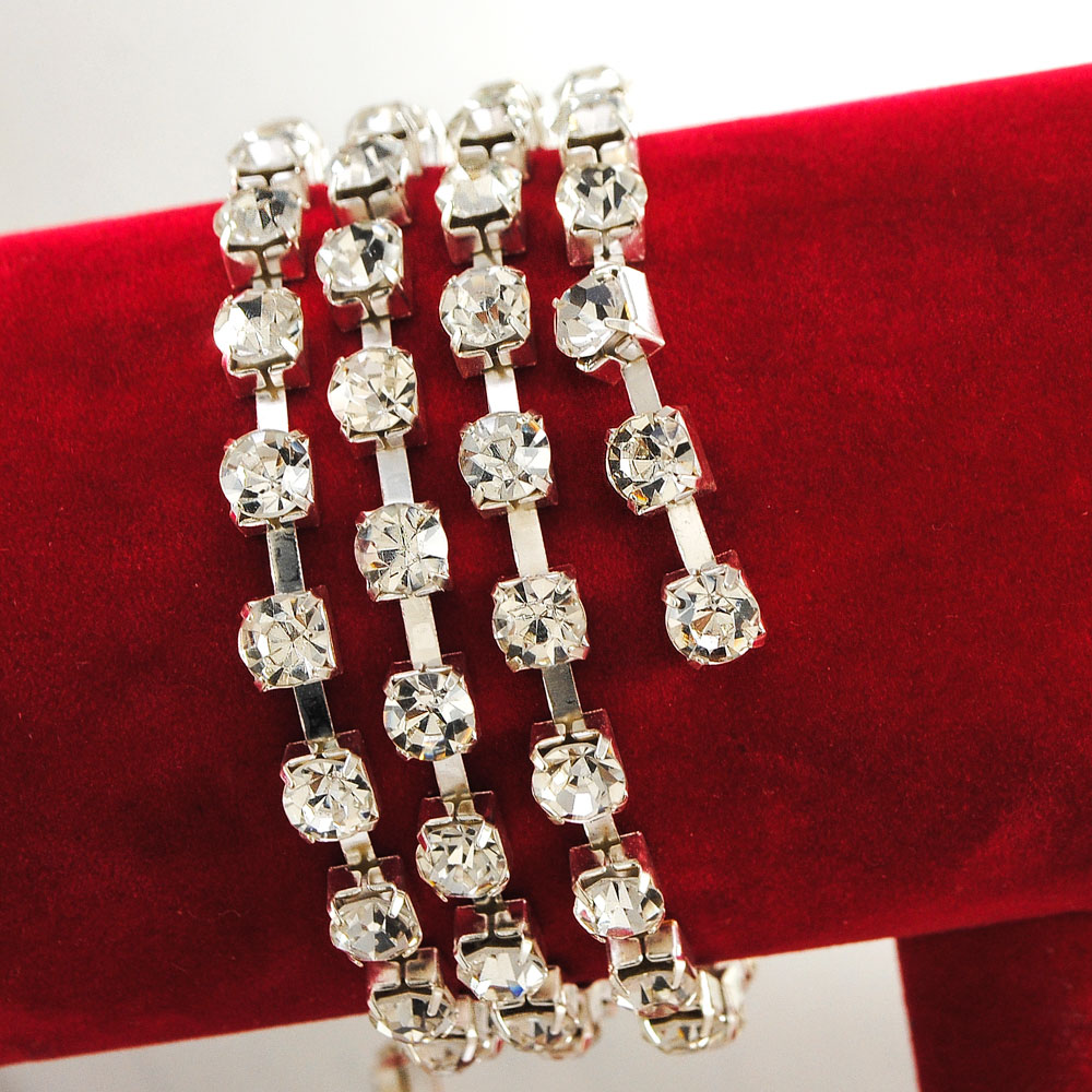 Тесьма стразы нить SS20 из стекла, никель, белые камни, ярд. Тесьма из страз