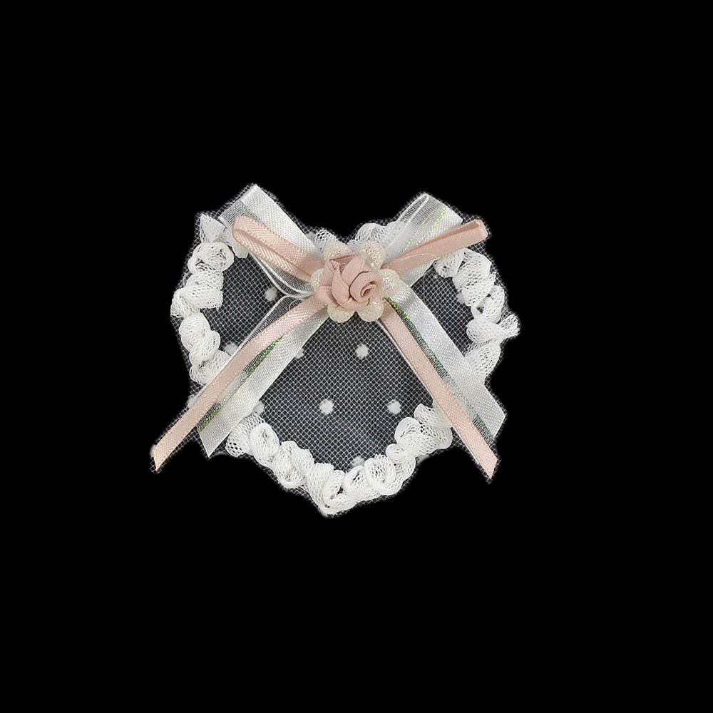 Аппликация кружевная пришивная Сердце с бантом, 6,5*7,5см, белый, бежевый, шт. Аппликации Пришивные Кружевные Вязаные