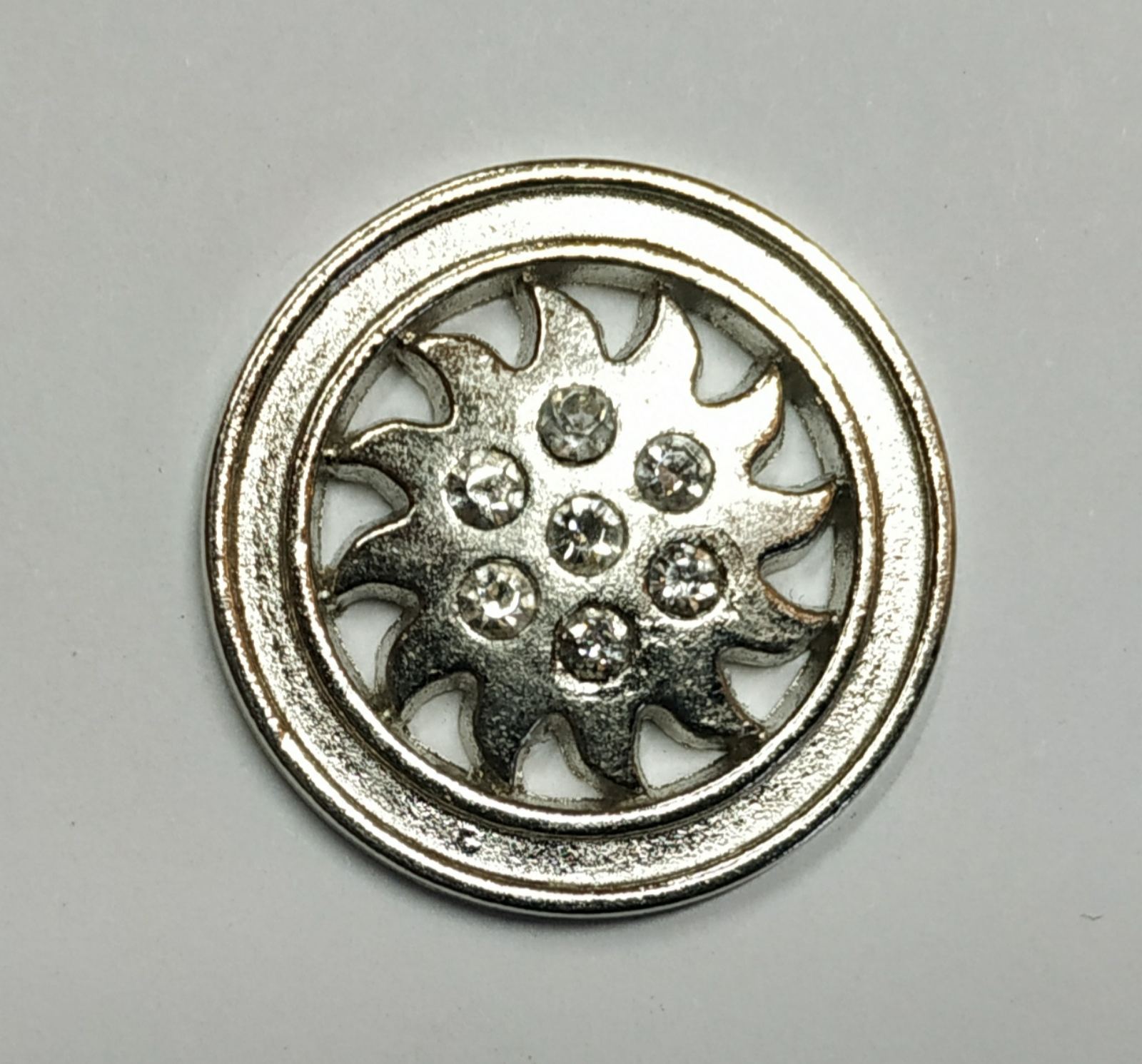 Пуговица AD-10-40 nik 23мм. Пуговица металлическая