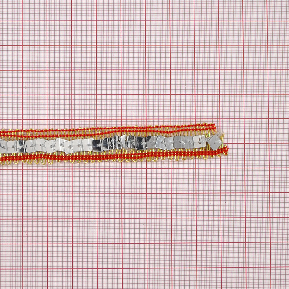 Тесьма пайетки 1,5см № 8 /золото, никель, квадрат/10ярд. Тесьма Разное