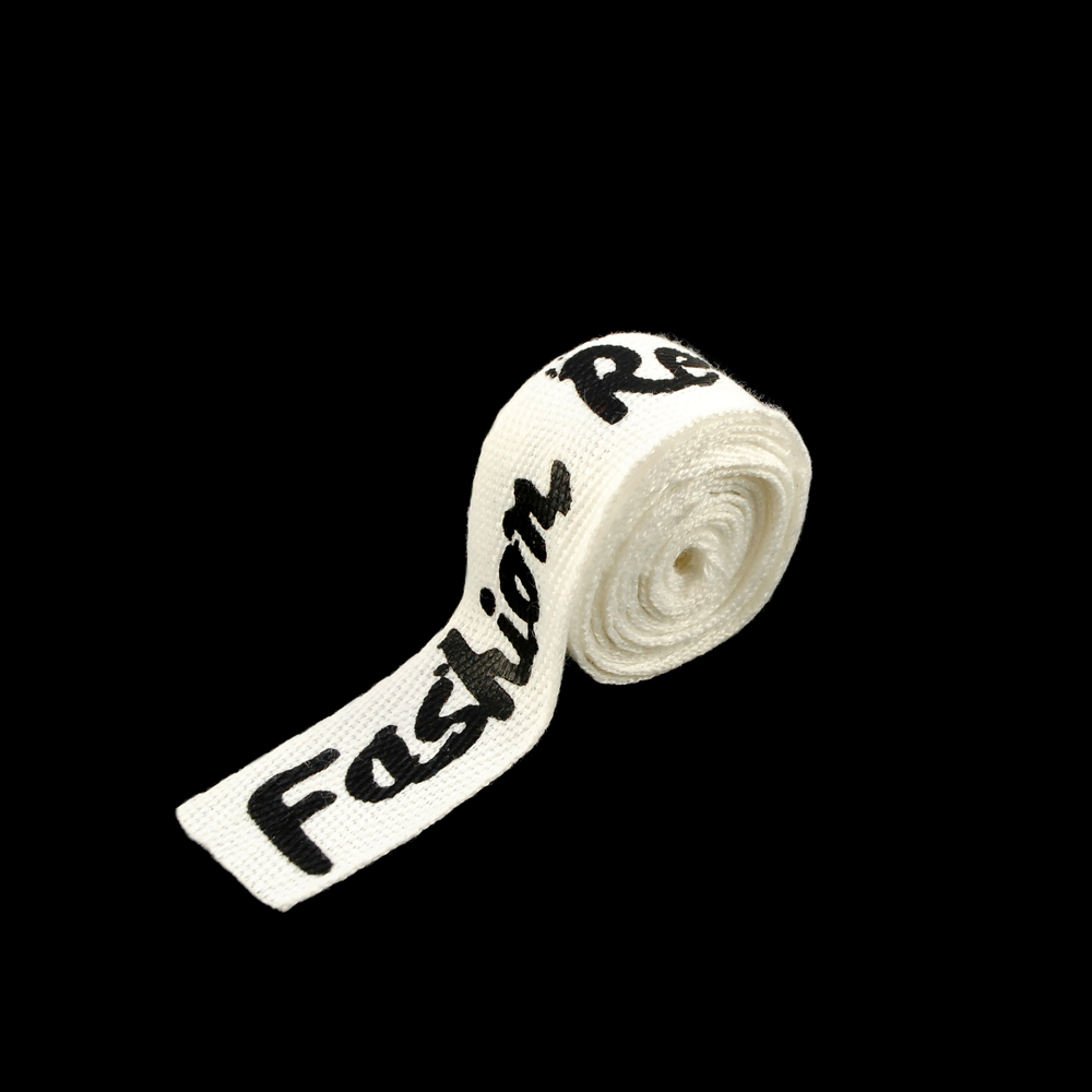 Тесьма Fashion Review 2,5см, белый и черный, 38ярд. Тесьма