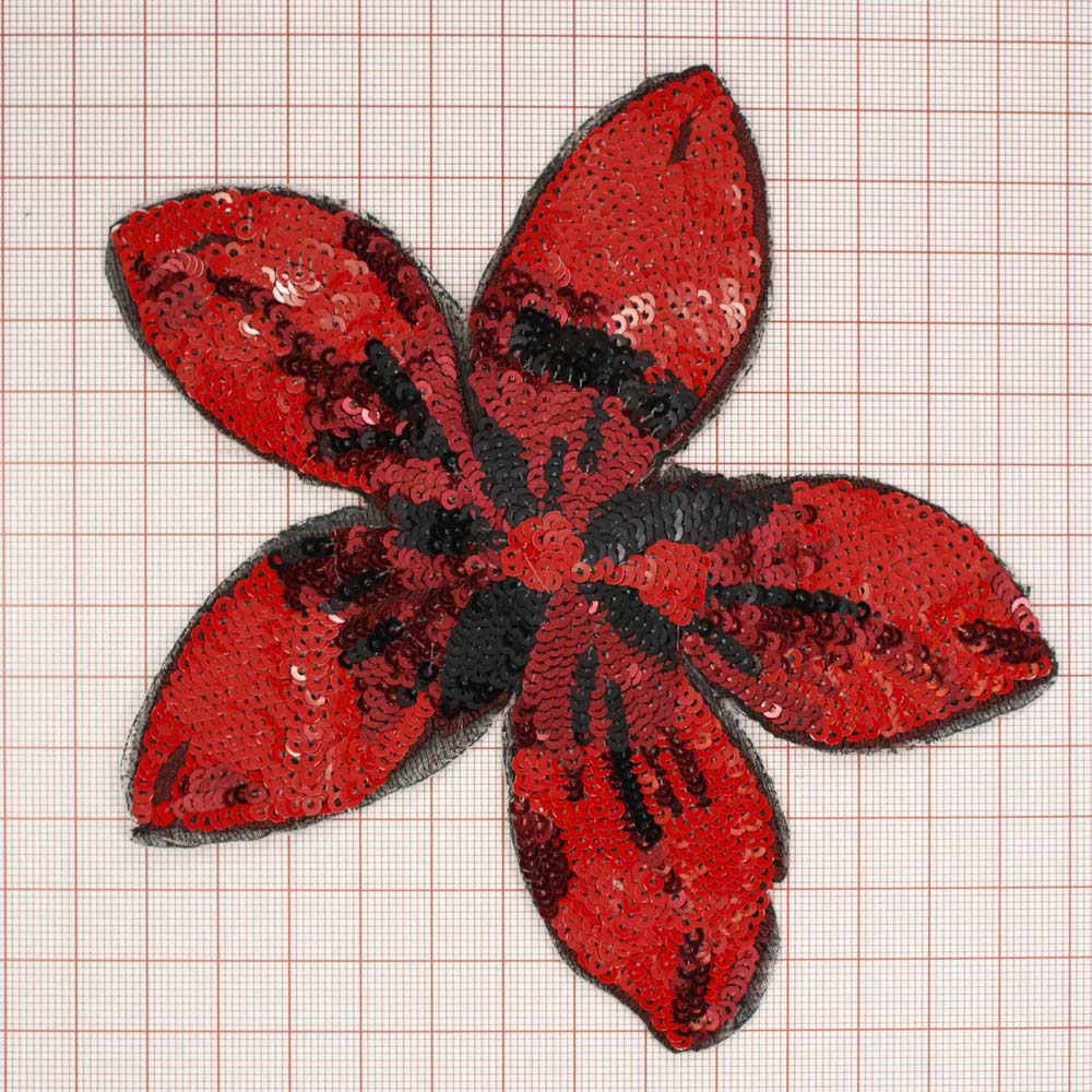 Аппликация пришивная пайетки Цветок 5 лепестков 13*13,5см красные, черные пайетки, шт. Аппликации Пришивные Пайетки