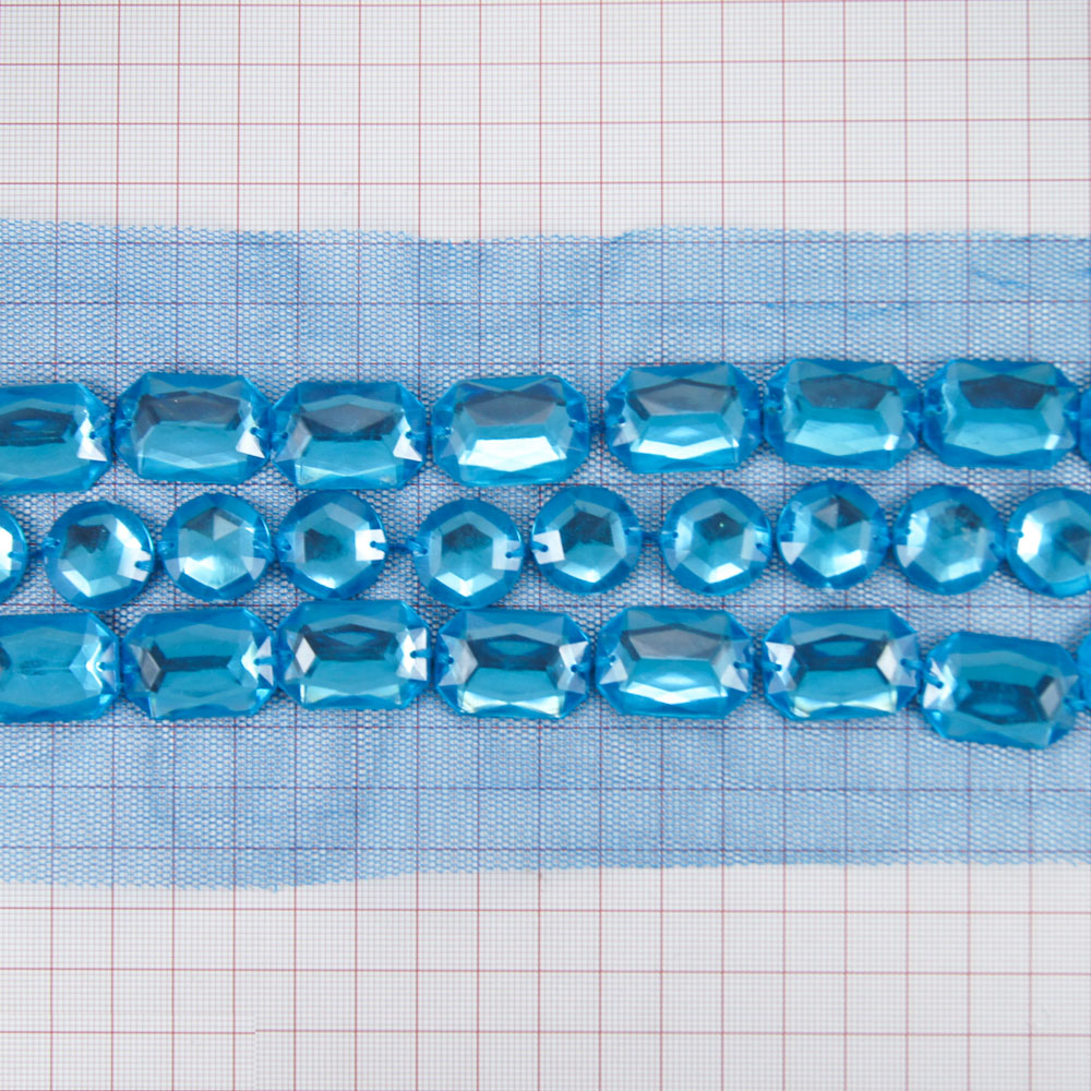Тесьма резаная SR-346, стразы пришивные голубые многогранные, круглые в 3 ряда на фатине, шт. Отделка Тесьма резаная