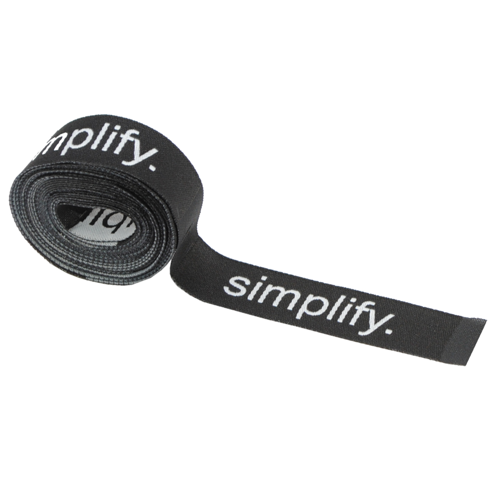 Этикетка тканевая Simplify 1,5см черная и белый лого /70 atki/, шт. Вышивка / этикетка тканевая