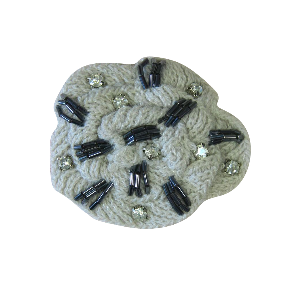 Аппликация декор обувная 37 цветок вязаный серый, бел. камни в металле, бисер Трубочки, шт. Аппликации Пришивные Цветы Банты