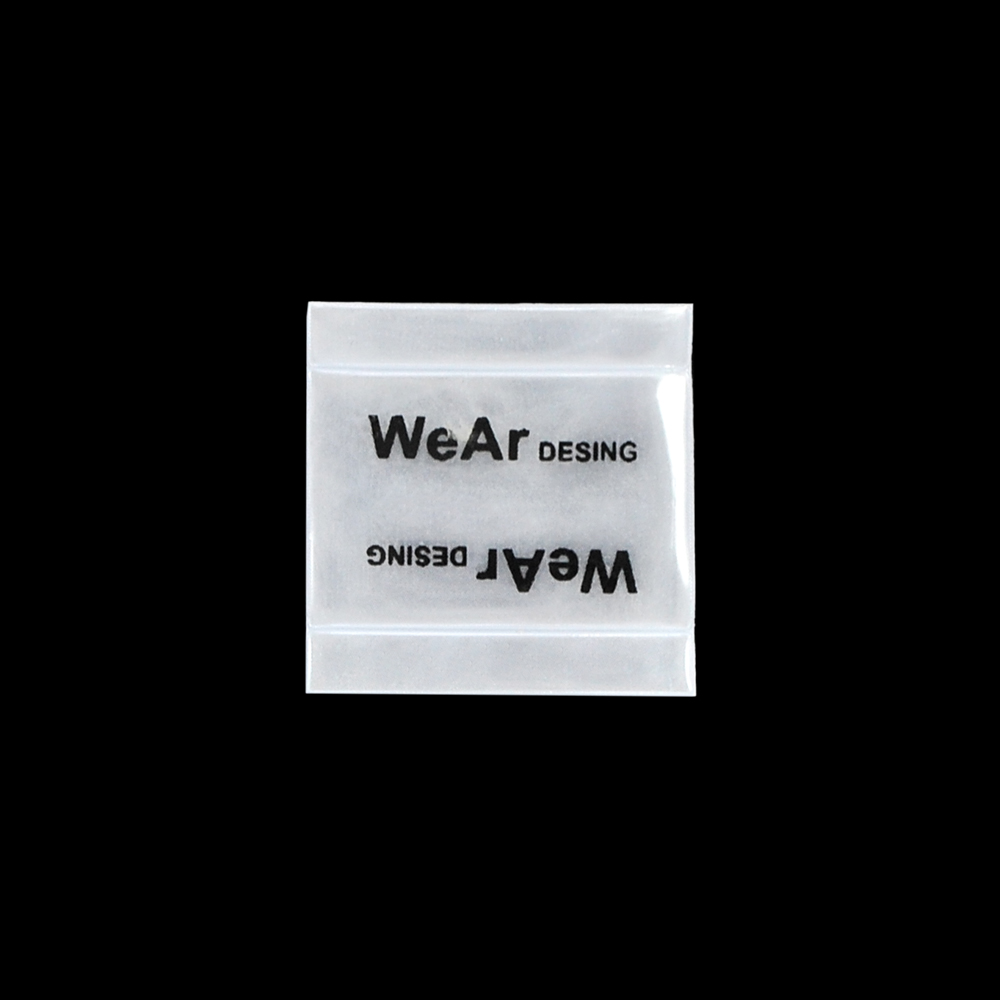 Лейба светоотражающая  WeAr , 3*3см, черный, серый, шт. Лейба Клеенка