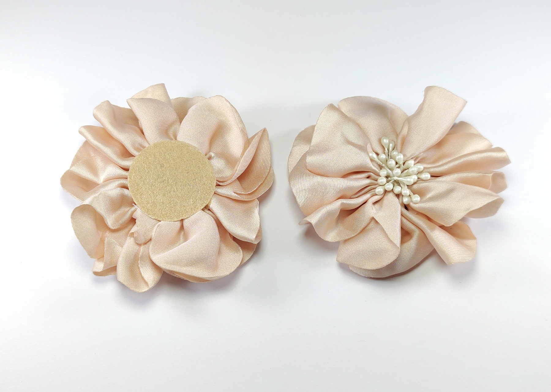 Аппликация декор Цветок, персиковый, бусины, шт. Аппликация Декор