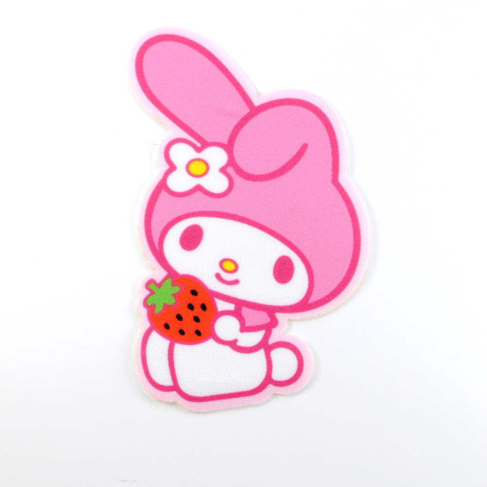 Аппликация клеевая Зайка с клубничкой 7,6*10,4см, /дайвинг/, шт. Аппликация клеевая