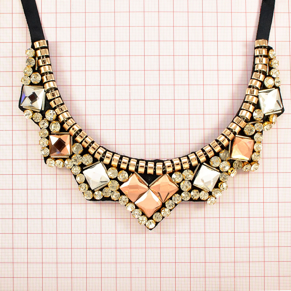 Воротник завязки, черный войлок, цветные камни, шт. Воротники