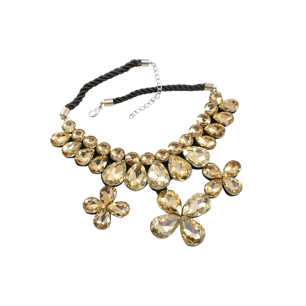 Воротник 3 клевера украшение из страз топаз, на застежке, шт. Воротники