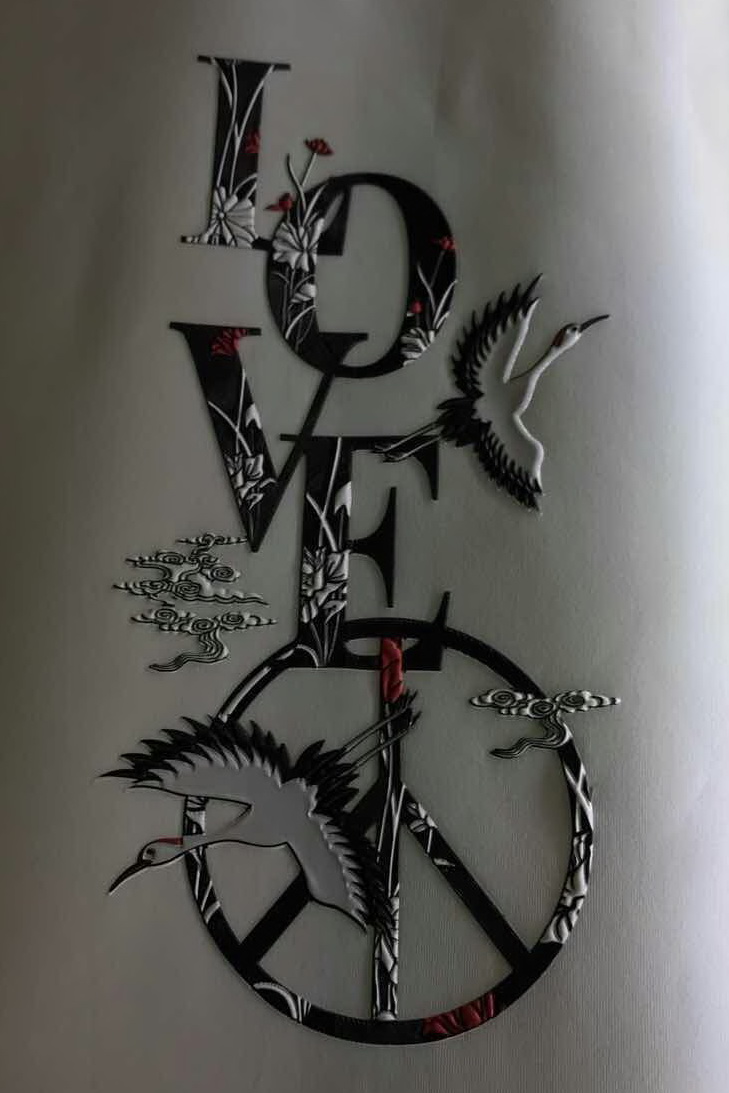 Термоаппликация резиновая LOVE Аисты 24*11,5см черный рисунок, белый фон, красные вставки, шт. Термопереводки Резиновые, Термопленка