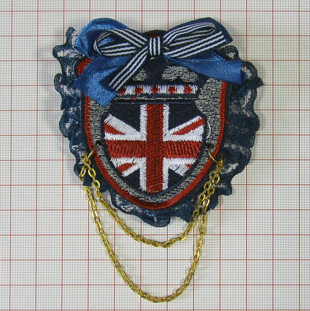 Брошь №183 Британия, синяя оборка, пуговица NIKEL, цепи GOLD, шт. Броши