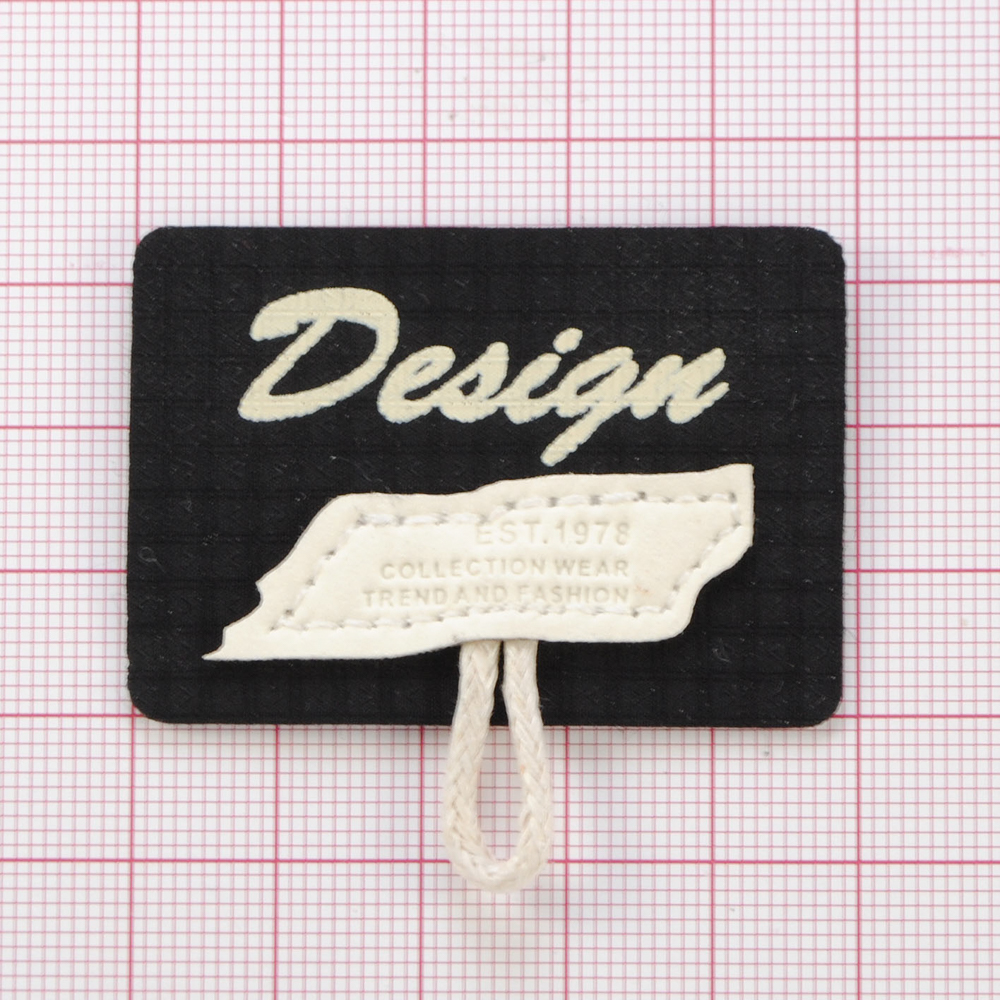 Лейба п/у Design (с петелькой), 4,6*5см, черный, бежевый, шт. Лейба Кожзам