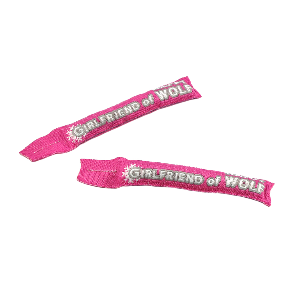 Этикетка тканева вышитая Girlfriend WOLF подвеска на бегунок, розовая /двустронн./ . Вышивка / этикетка тканевая
