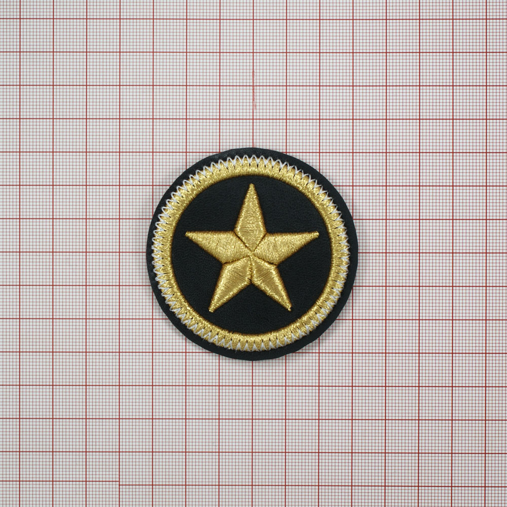 Нашивка кожзам Золотая звезда 6,3*6,3см черный, золотой, вышитый лого, шт. Нашивка Кожзам