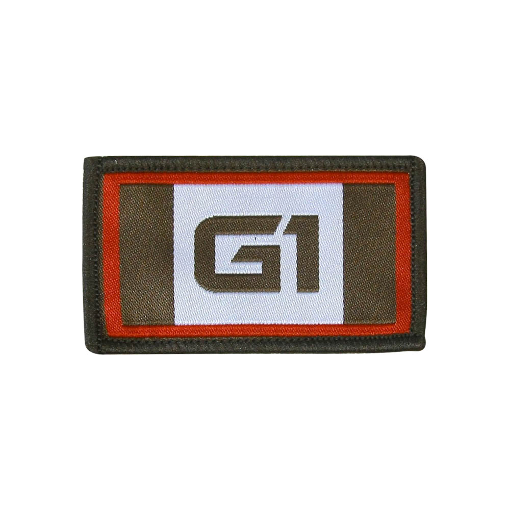 Нашивка тканевая рамка G1 4*6см коричневая, красная рамка, белый фон, шт. Нашивка Вышивка