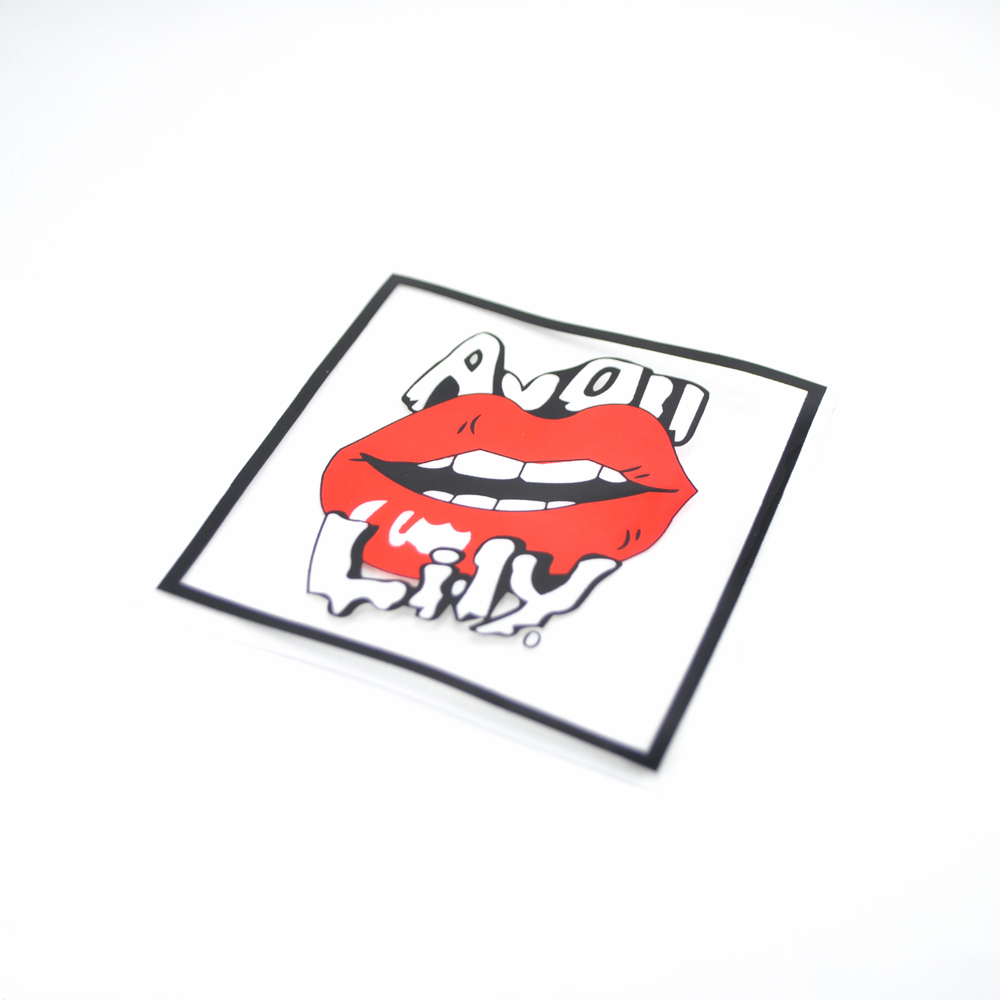 Аппликация клеенка пришивная прозрачная Lily Губы 8,5см бело-красный рисунок. Аппликации Пришивные Резина, Силикон