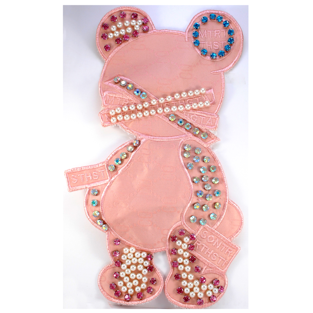 Аппликация приш. ткань Мишка 29*16,5 см, св.розовый, белый жемчуг, розов., голуб.,хамел. камни, шт. Аппликации Пришивные Ткань, Органза
