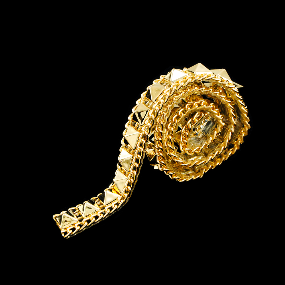 Тесьма стразы клеевые Пирамиды 15мм цепь GOLD, камень 8мм, ярд. Тесьма из страз
