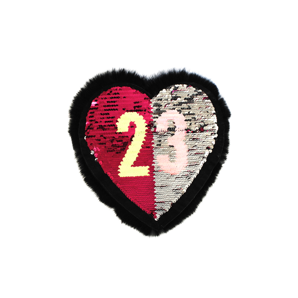 Аппликация пришивная пайетки двусторонняя Сердце 23 с мехом 24*24см серебро, красный, желтый, розовый, черный мех, шт. Аппликации Пришивные Шерсть, Кружево