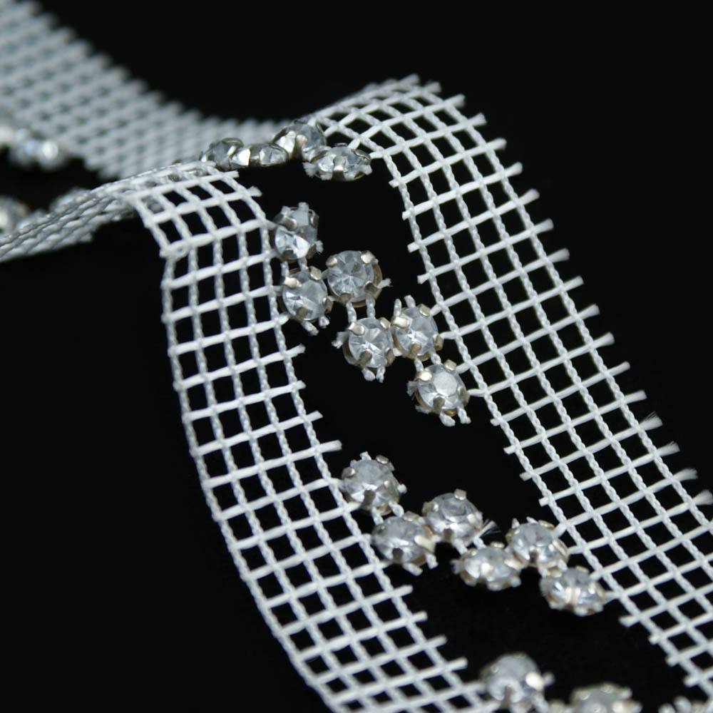 Тесьма декоративная стекло Т- 6 /диагональная/ 9м. Тесьма Стекло