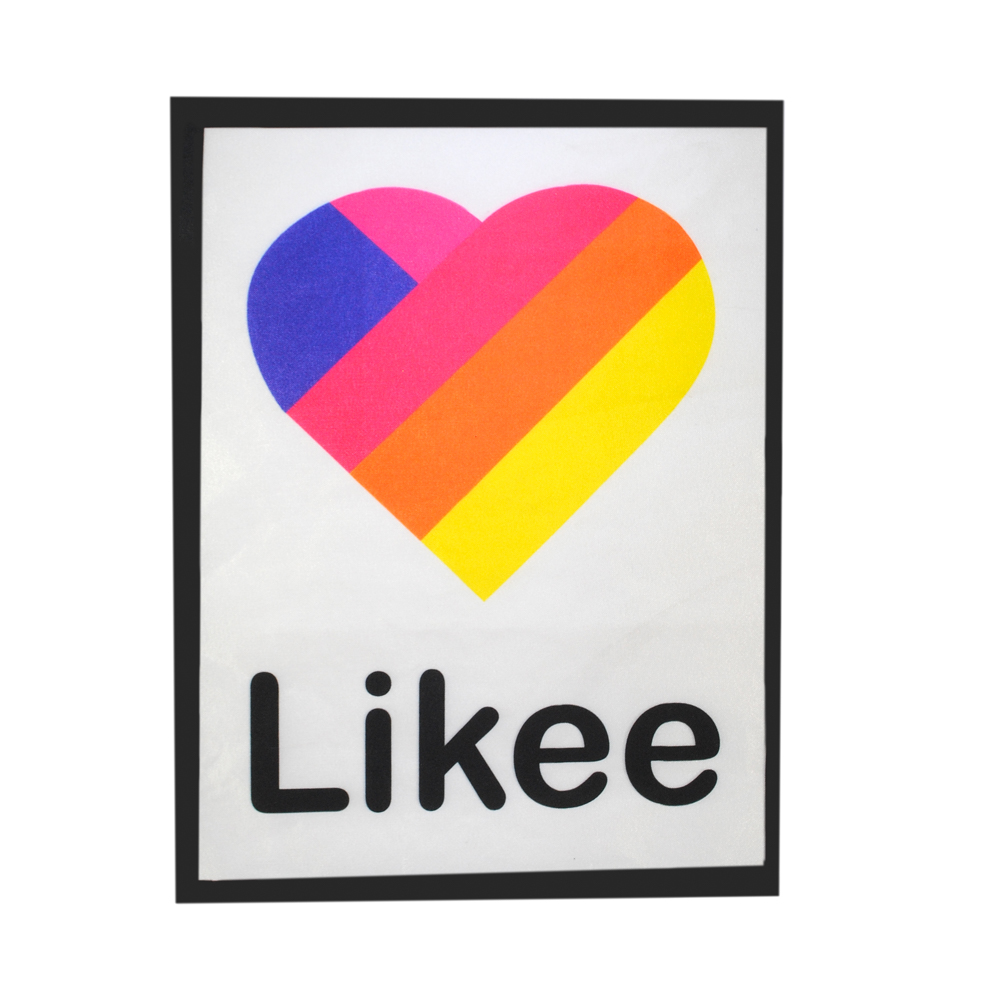 Аппликация пришивная Likee Сердце (рамка черная) 18*24см, разноцветный, шт. Аппликации Пришивные Постер