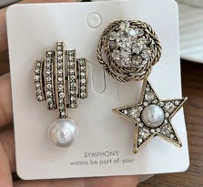 Комплект брошей (звезда, круг, брошка с жемчугом), золото, жемчуг, белые камни, шт. Броши комплект