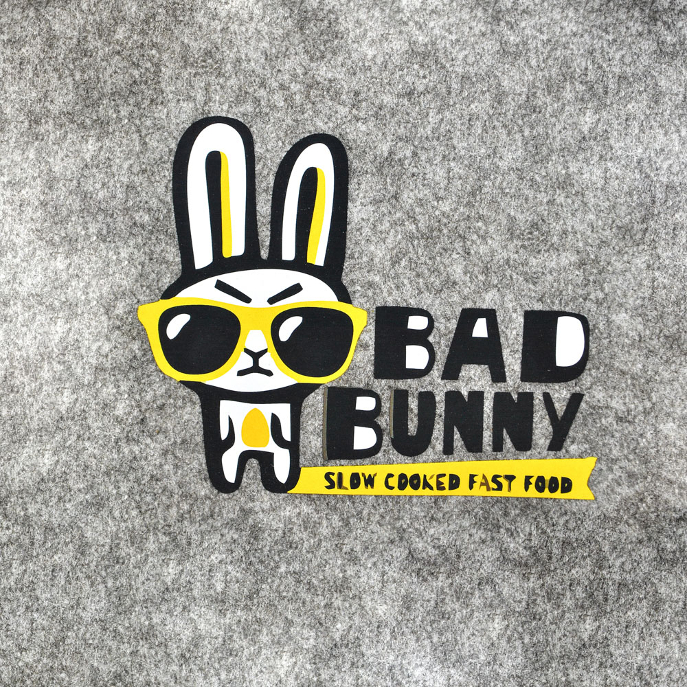 Термоаппликация №13-23 BAD BUNNY черно-желтый, 110*137мм, шт. Термопереводки Ассорти
