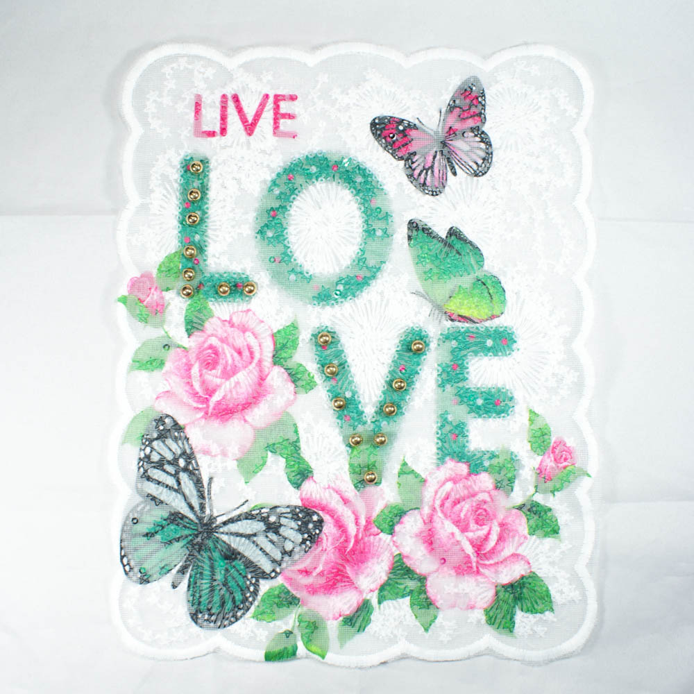 Аппликация пришивная Кружево Live LOVE 27*20см, кружевная, белая, зеленые буквы, розы, бабочки, золотые бусины, шт. Аппликации Пришивные Постер