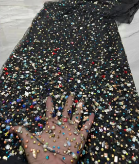 Сеть со стразами, ширина 130см, черная, разноцветные камни, ярд. Сеть со стразами