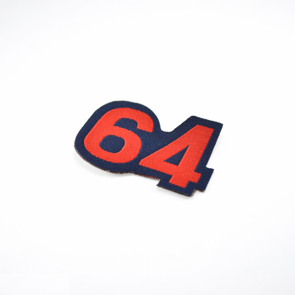 Нашивка 64, фигурная 5,5*4см, красная, вышивка. Шеврон Нашивка