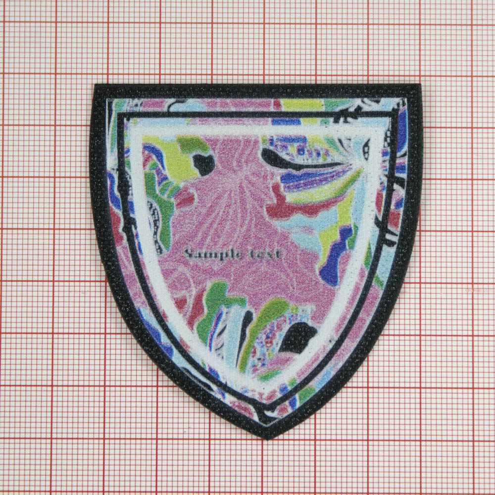 Лейба клеенка блестящая Пикассо калейдоскоп герб 6*6,5см черная основа, цветной рисунок шт. Лейба Клеенка