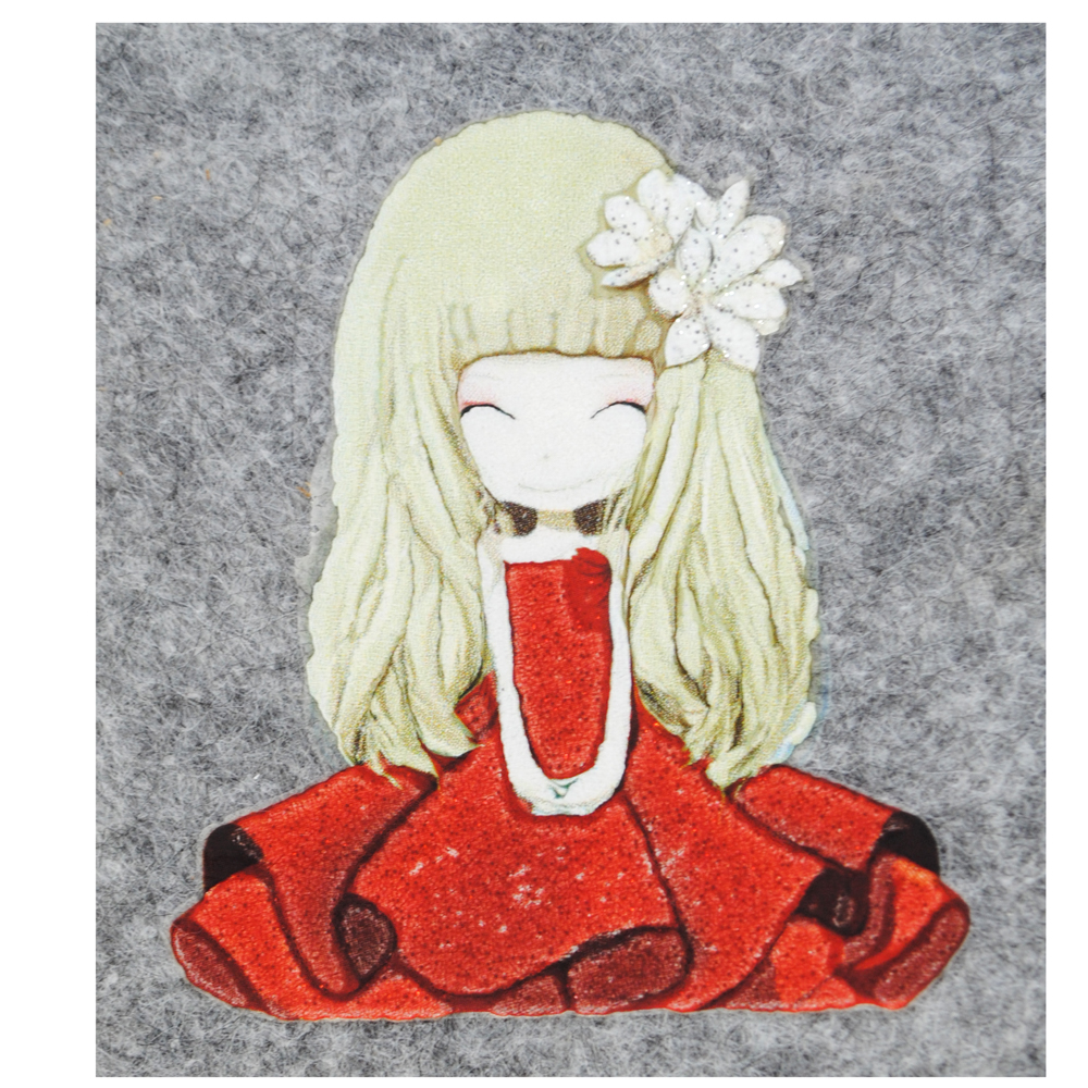 Термоаппликация Девочка лилия маленькая 5,3*6см., красная, шт. Термоаппликации Накатанный рисунок
