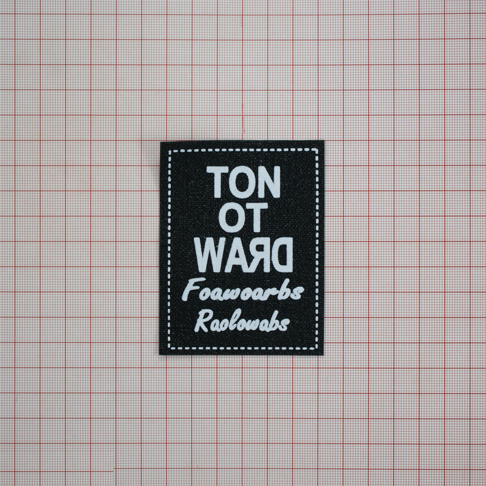 Лейба клеенка блестящая Ton OT Ward 8.6*6.6см черный, белый, шт.. Лейба Клеенка