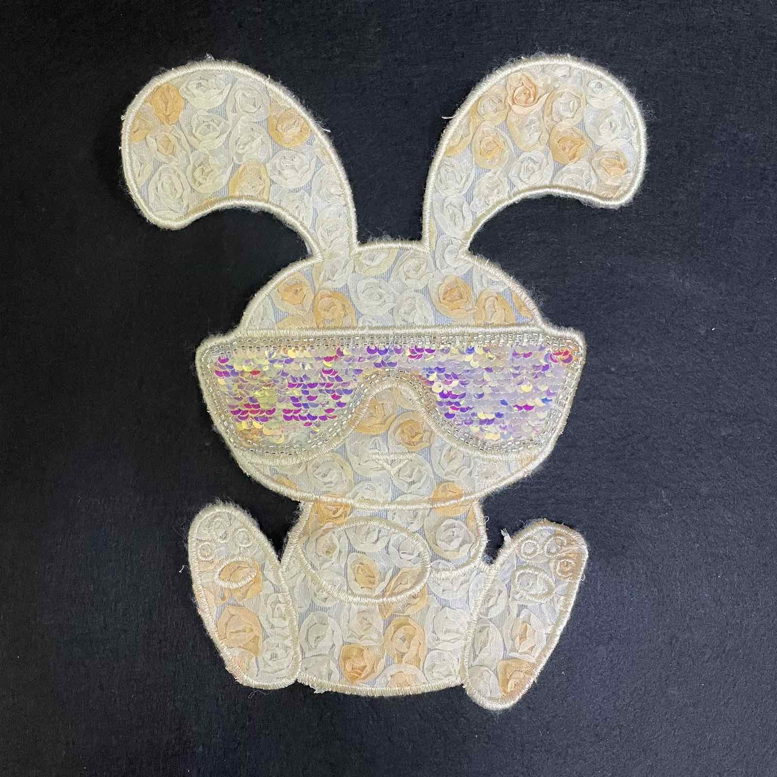 Аппл. тк. с пайетками Зайка в очках, 25*17см., крем.беж., шт.. Аппликации Пришивные Кружевные Вязаные