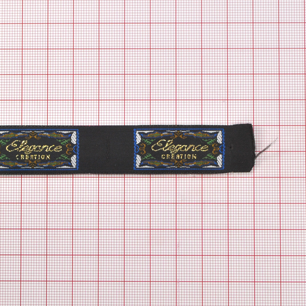 Этикетка тканевая вышитая Elegance № 3, 5,7*1,8см. Вышивка / этикетка тканевая