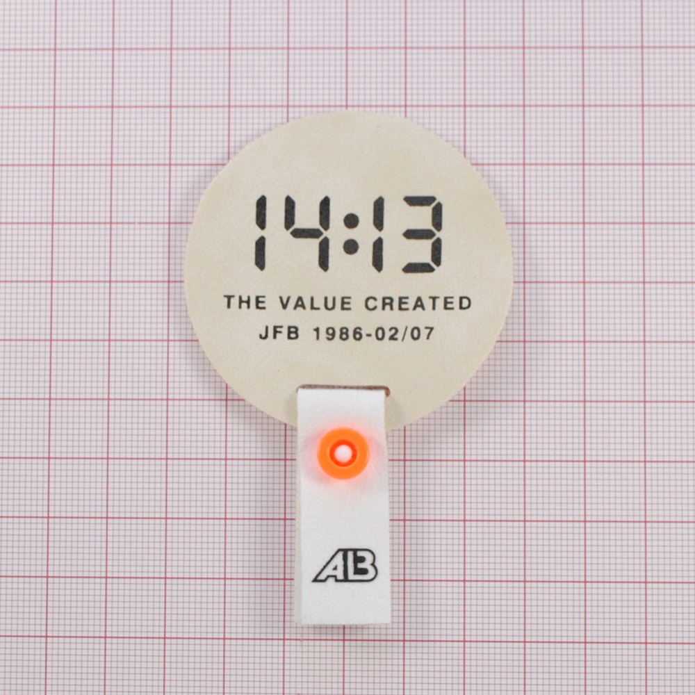 Лейба К/З 14:13 the value created, 5,5*5,5см, беж., бел., черн., оранж.,   шт. Лейба Кожзам