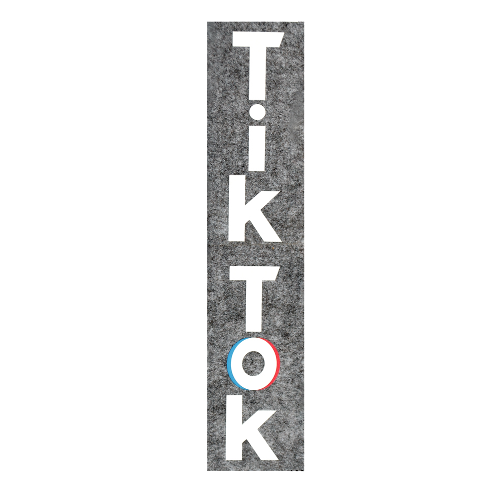 Термоаппликация №9-1 TikTok вертик («О» с обводкой) 5*40см, белый, шт. Термоаппликации Накатанный рисунок