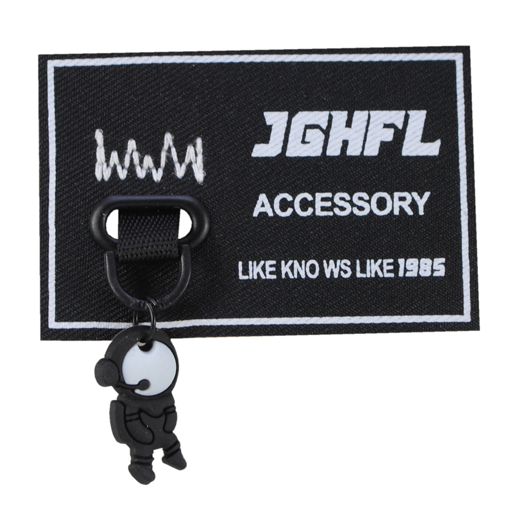 Лейба К/З черн., бел., ACCESSORY, подвеска черный космонавт 5*7,5см., шт.. Лейба Кожзам