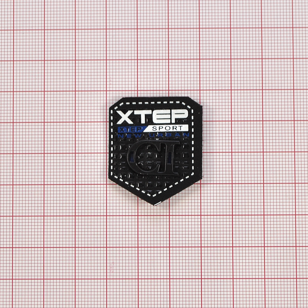 Лейба полиуретан XTEP,  3,5*3см, черный, белый, синий, шт. Лейба Кожзам