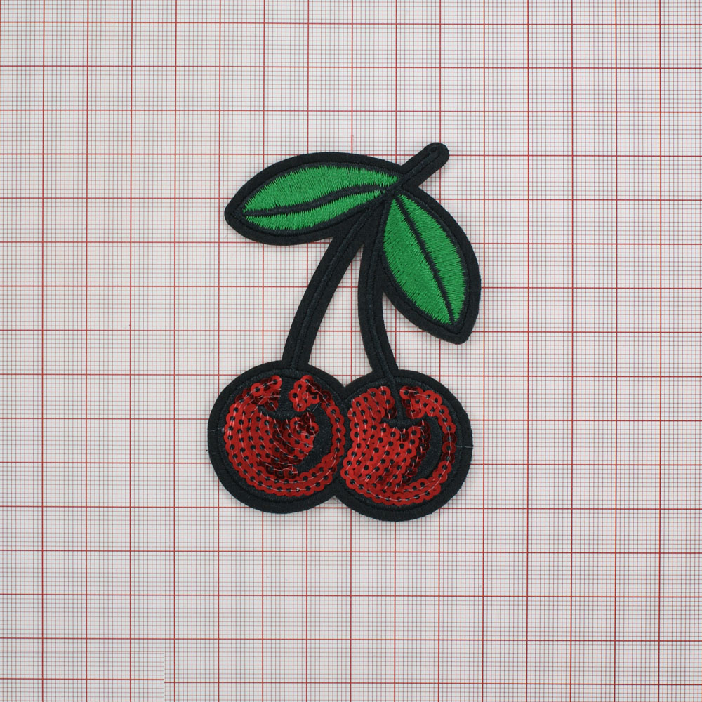 Аппликация клеевая пайетки Вишенки 6*9см зеленый, черные нити, красные пайетки. Аппликации клеевые Пайетки