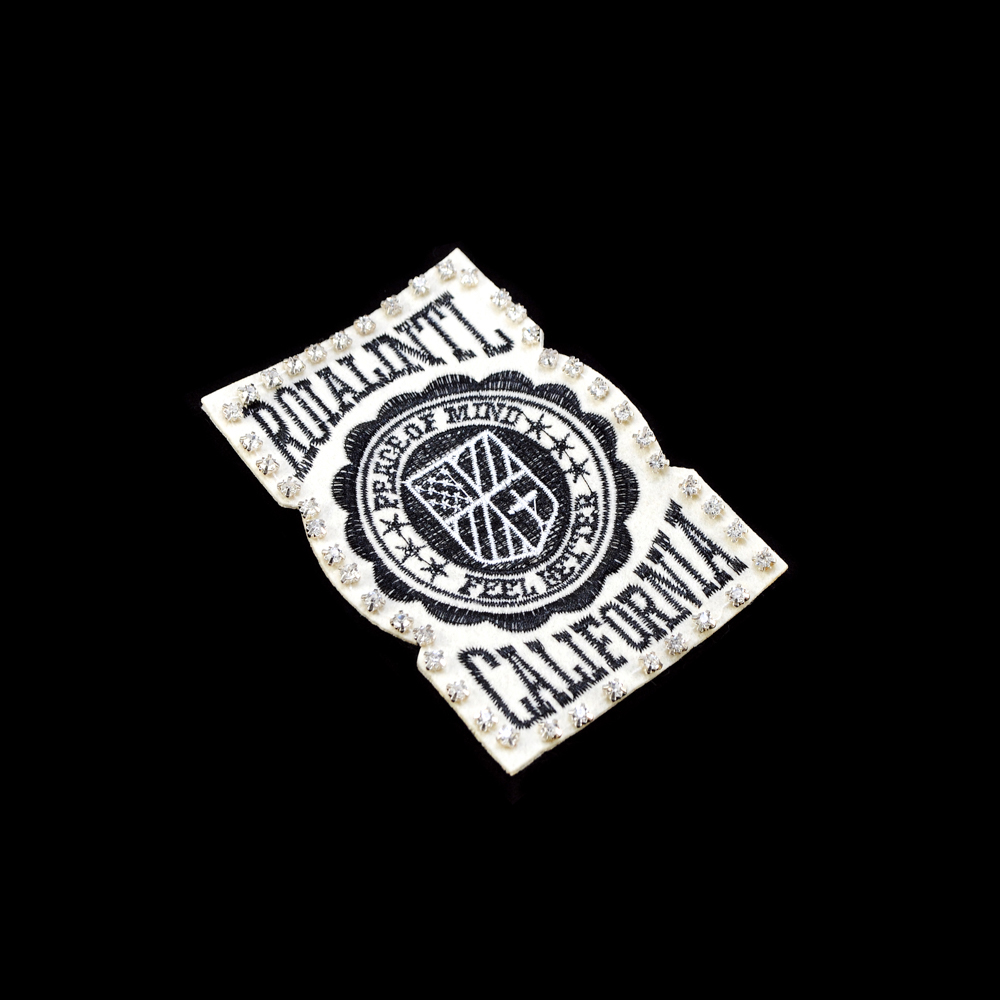 Аппликация декор ROIALINTL (белый войлок), стразы в металле, шт . Аппликация Декор