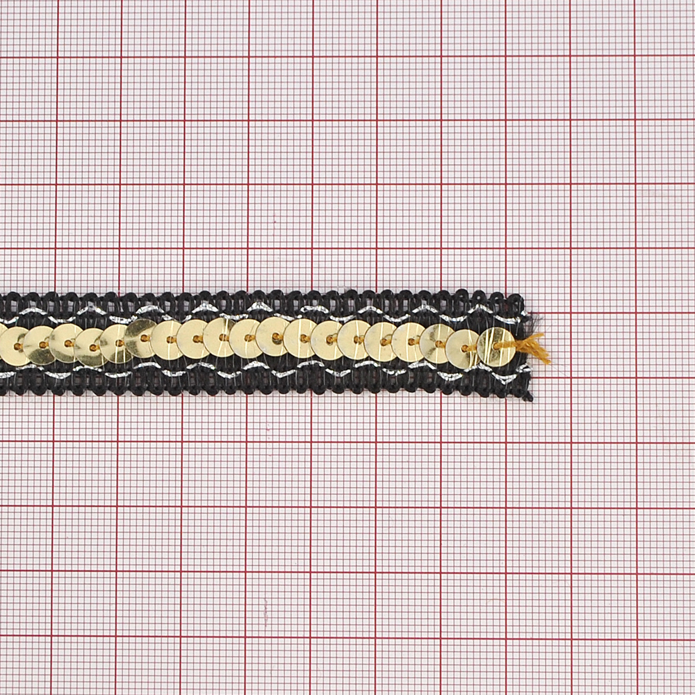 Тесьма пайетки 3,3см № 4 /белая, черная, фигур/10м. Тесьма Разное