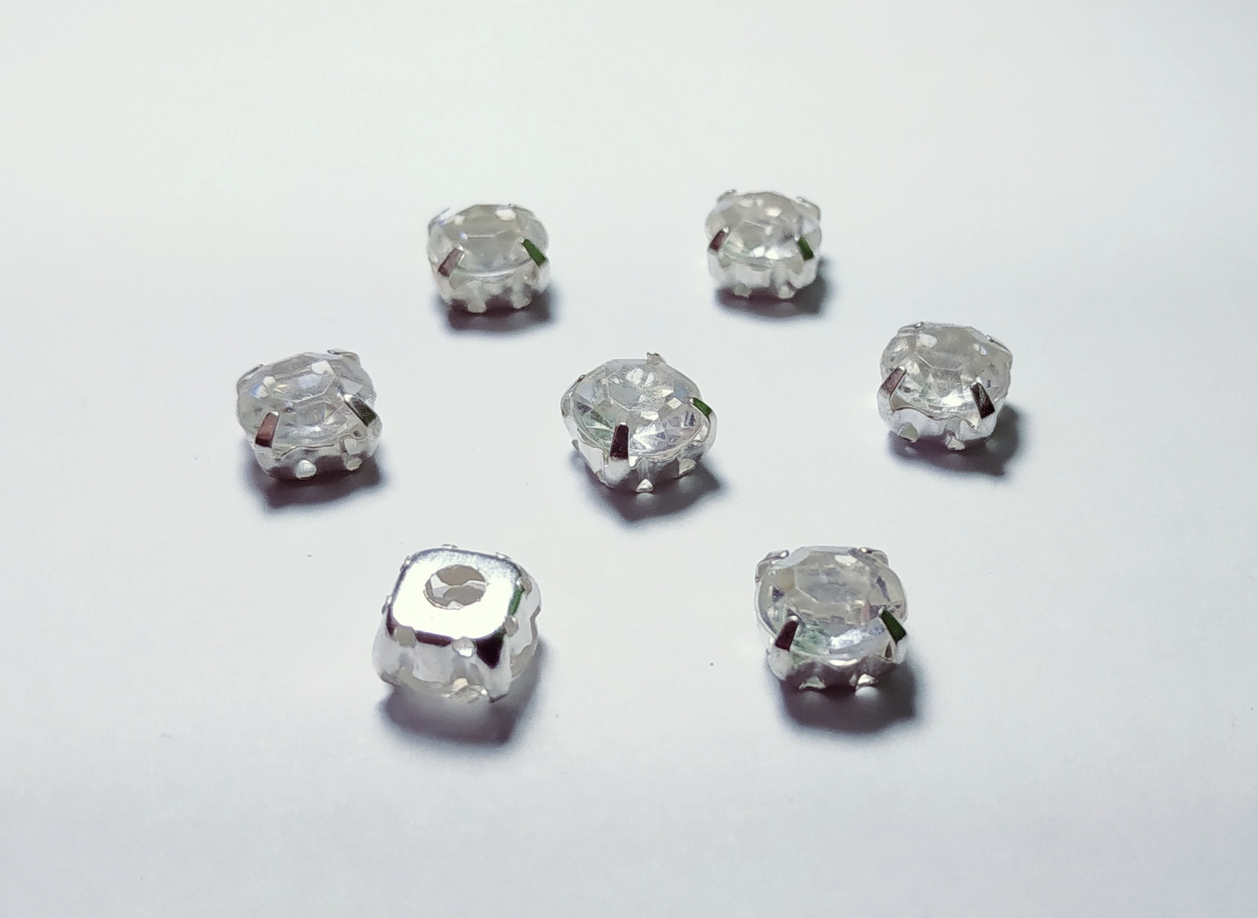 Стразы пришивные NIKEL белый матовый камень (8мм), шт. Стразы пришивные