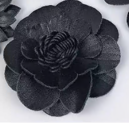 Шеврон кожзам пришивной Пион, 7,5*7,5см, черный, шт. Нашивка Кожзам